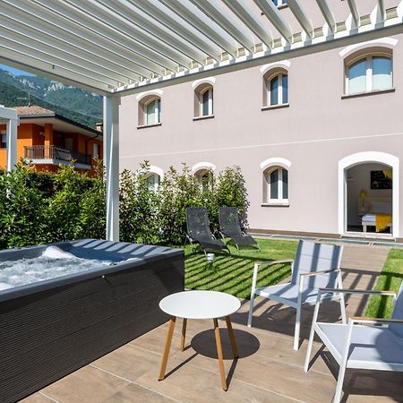 Bianco Hotel Primaluna Bagian luar foto
