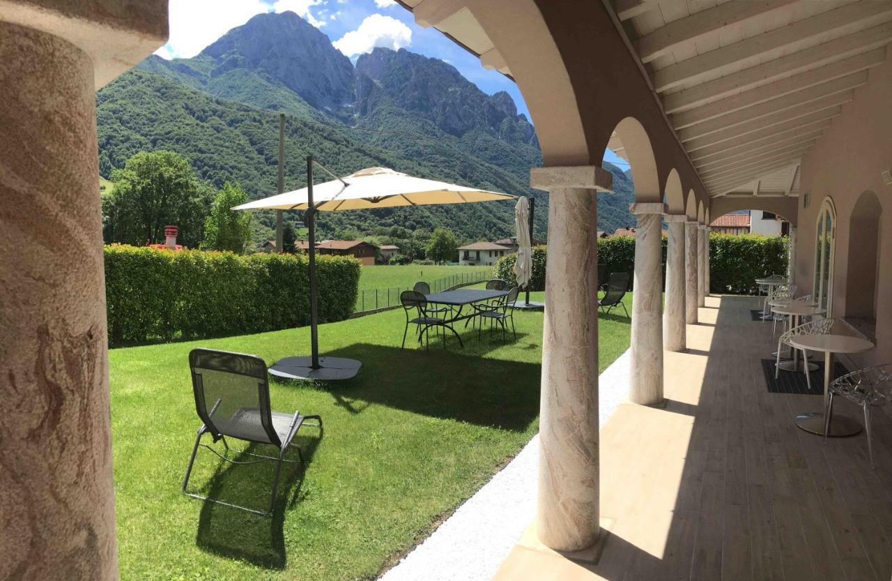 Bianco Hotel Primaluna Bagian luar foto
