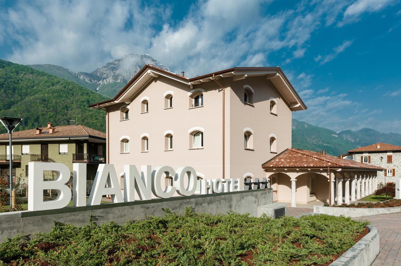 Bianco Hotel Primaluna Bagian luar foto