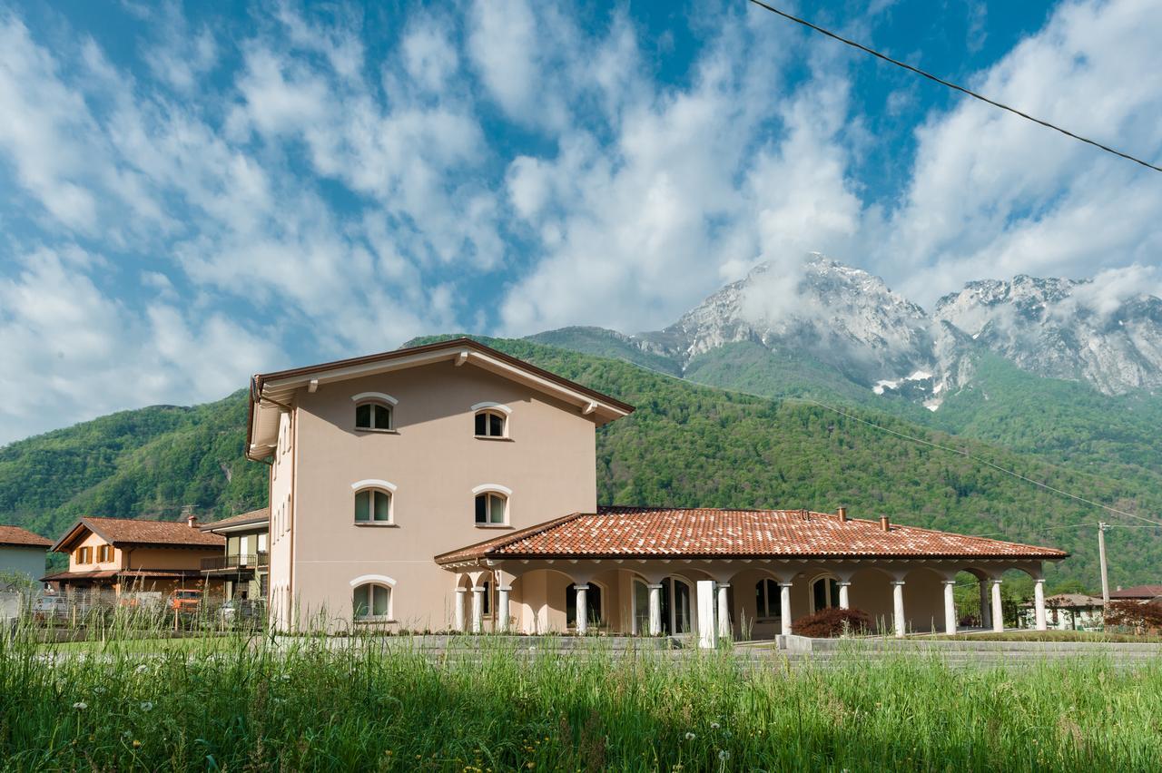 Bianco Hotel Primaluna Bagian luar foto